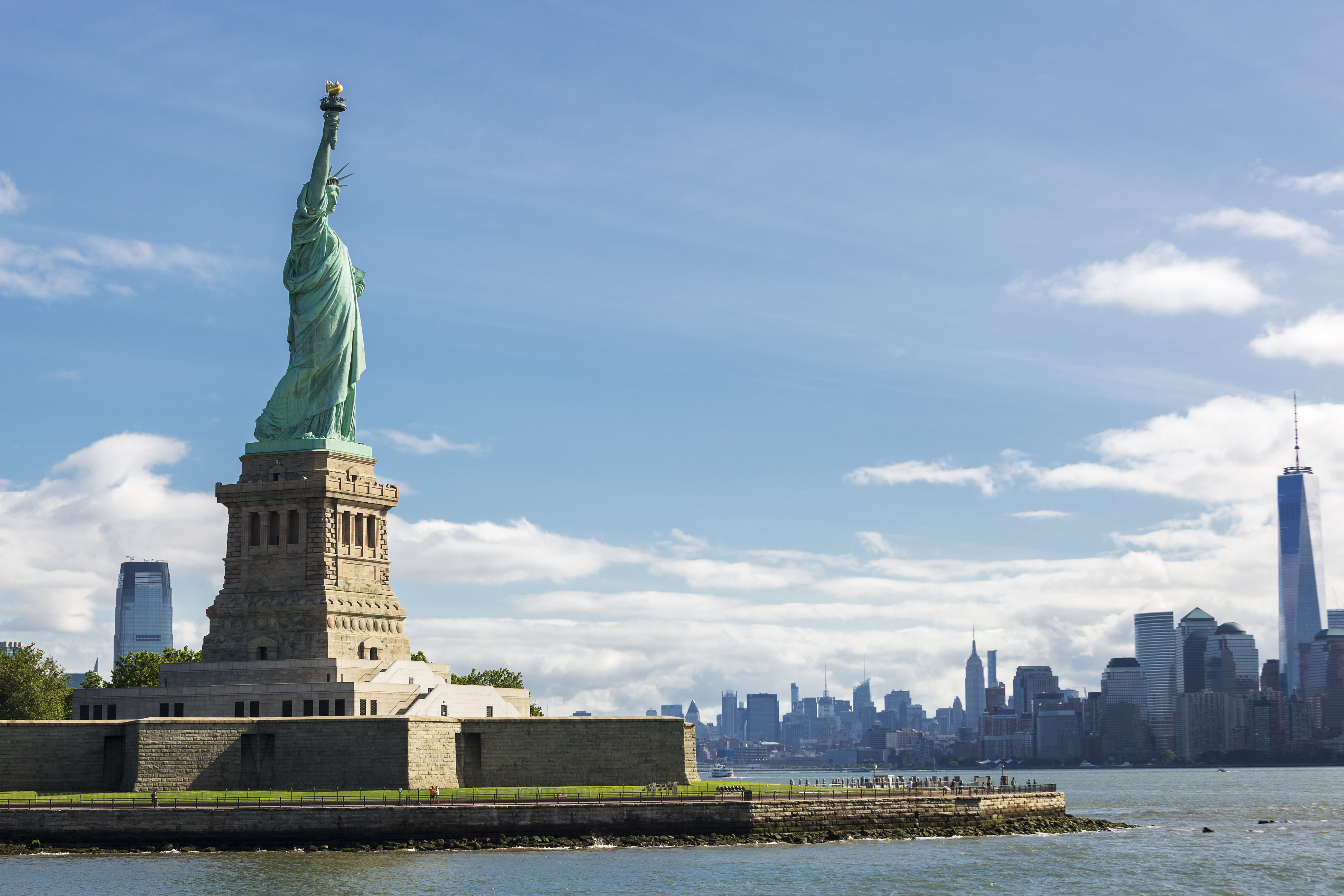 Imagem da estatua da liberdade em nova york